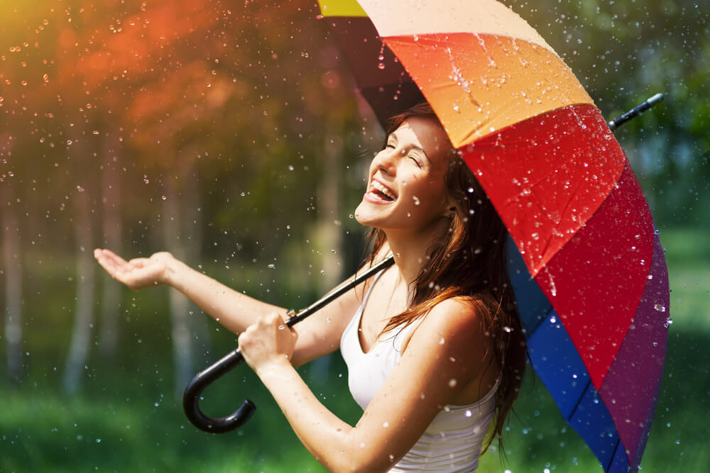 How to enjoy monsoons without worrying about your skin